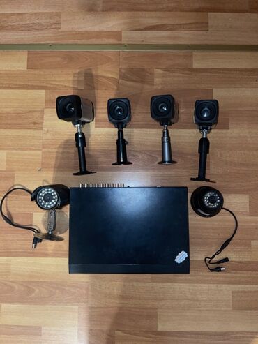 1 ədəd DVR recorder 4 ədəd zoom kamera 1 ədəd kassa kamera 1 ədəd həm