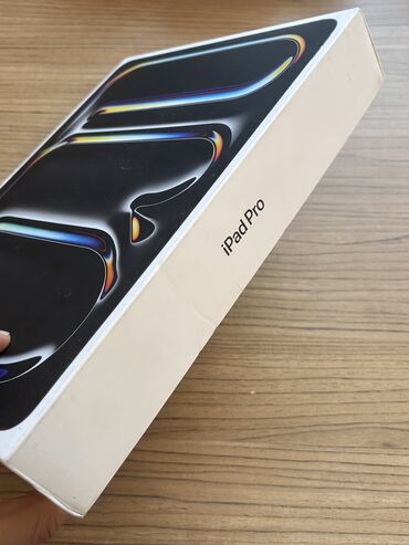 planşetlər ipad: Yeni Apple iPad Pro 13 (2024), 13", 512 GB, Ünvandan götürmə
