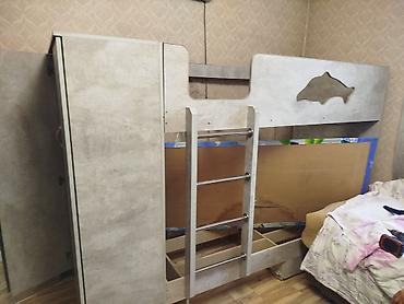 Эмерек: Двух спальная кровать продаю 15000сом. хорошим состояние. есть шкаф — 1
