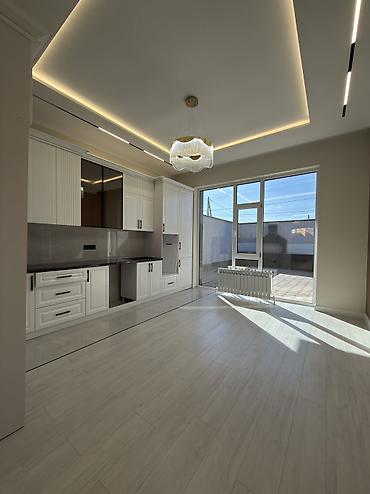 Продажа таунхаусов: 5 комнат, 214 м², Кара-Жыгач ж/м Газ, Электричество, Холодная вода — 7