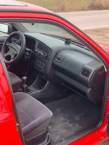 Volkswagen: Volkswagen Golf: 1994 г., 1.6 л, Механика, Бензин, Хэтчбэк — 5