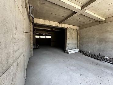 пл: Сдаю Помещение целиком: 130 м², В жилом комплексе — 10