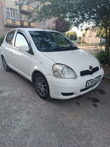 срочно срочно продам машину: Toyota Vitz: 2002 г., 1.3 л, Автомат, Бензин, Хэтчбэк