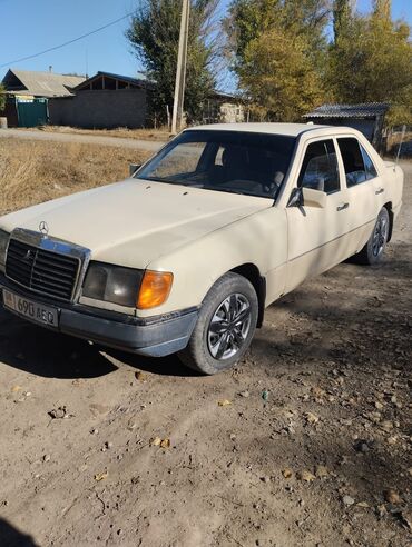 автомат машиналар: Mercedes-Benz W124: 1992 г., 2 л, Механика, Дизель, Хэтчбэк