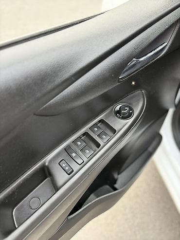 шевралеь: Chevrolet Spark: 2016 г., 1 л, Вариатор, Бензин, Хэтчбэк — 7
