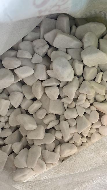 Мраморная крошка: Мраморная крошка, Белый, Ландшафтная, В тоннах — 21