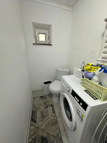 Продажа коттеджей и домов: Маевкадан 4 болмолуу үй сатылат, абалы жакшы сүрөттөгүдөй, удобства — 15