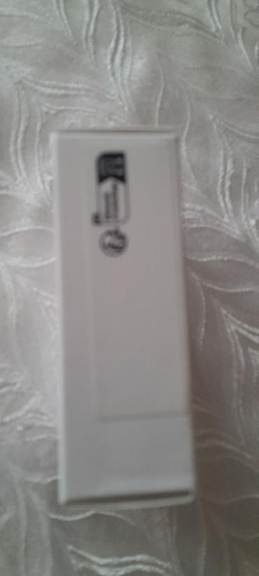 ipad satilir: Məhsul: Apple 20W USB‑C Güc Adapteri (EU iki sancaqlı) Xüsusiyyətlər — 3