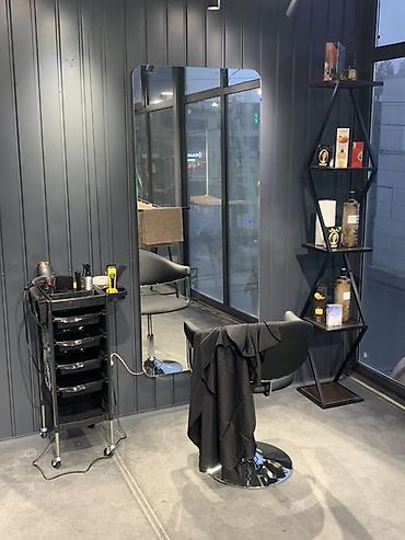 Другое оборудование для салонов красоты: Парикмахерские рабочие места в современном стиле loft Нужен мастер — 2