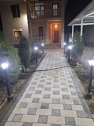 Продажа коттеджей и домов: Просторный двухэтажный дом с благоустроенным двором и садом — 14