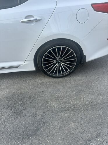 Disk təkərlər: Disk təkər Kia 25 / R 19, 5 Boltlu