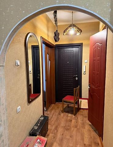 1room flat: Сдается однокомнатная квартира в районе 12 мкр, 6 этаж, с мебелью — 2