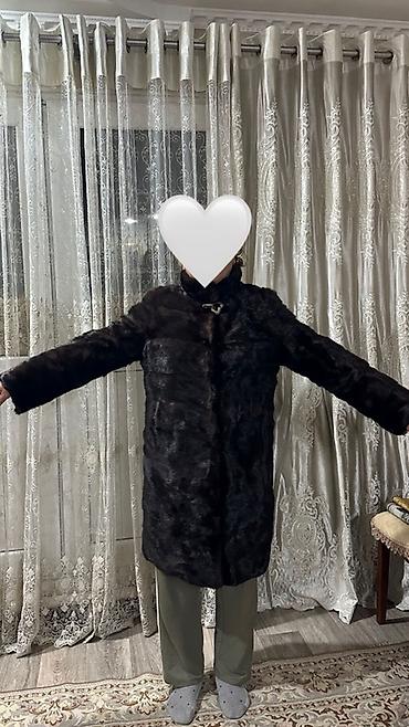 норковые шубы: Женская норковая шуба из натурального меха (визуально – норка), цвет — 1