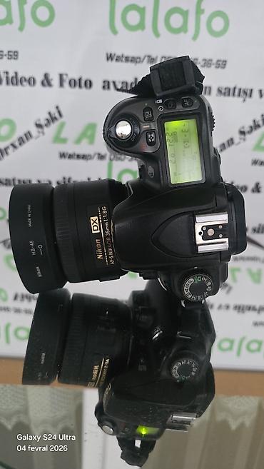 monitor qiymetleri: Nikon D80 DSLR fotoaparat + AF‑S NIKKOR 35mm f/1.8G üzərində kart və — 9