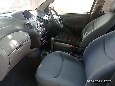 exceed vx: Toyota Vitz: 2001 г., 1 л, Автомат, Бензин, Хэтчбэк — 6