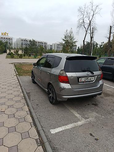 Honda: Honda Fit: 2003 г., 1.3 л, Вариатор, Бензин — 5