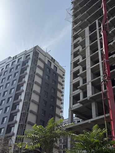 3 комнатная квартира продажа: 3 бөлмө, 97 кв. м, Элитка, 12 кабат, ПСО (өзү оңдоп түзөтүп бүтүү үчүн)