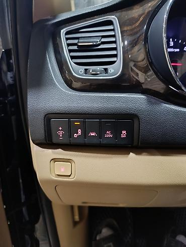 сиденья на минивен: Kia Carnival: 2019 г., 2.2 л, Автомат, Минивэн — 8