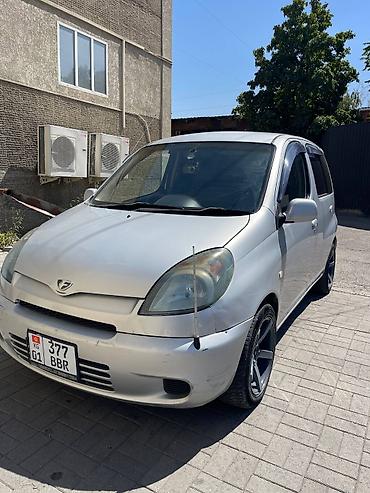 сидение тико: Toyota Funcargo: 2002 г., 1.3 л, Автомат, Бензин, Фургон — 1