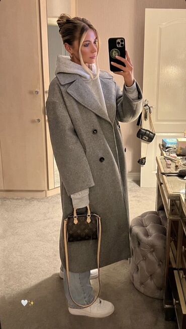 Donlar: Palto, Louis Vuitton, One size, rəng - Boz