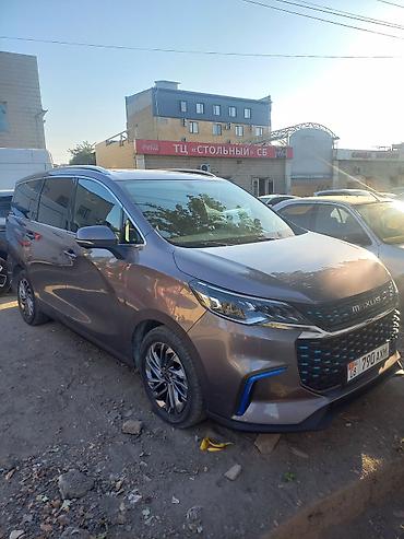 джак: JAC : 2022 г., 1.3 л, Автомат, Гибрид, Минивэн — 3