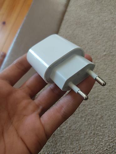 Məhsul: Apple USB‑C divar adapteri (20W) Təsvir: - Rəng: ağ - Port: 1 lalafo.az -da Məhsul: Apple USB‑C divar adapteri (20W) Təsvir: - Rəng: ağ - Port: 1