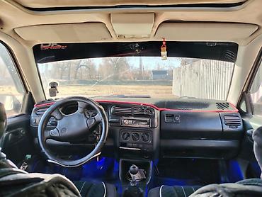 Volkswagen: Volkswagen Golf: 1992 г., 1.8 л, Механика, Бензин, Хэтчбэк — 8