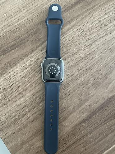 smart saaat: Apple Watch Series 6 (alüminium korpus), 44 mm ekran ölçüsü. - Rəng — 1