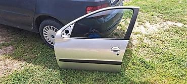 passat b5 5 far: PREDNJA LEVA VRATA SIVA ZA PEUGEOT 206 | imam sve delove za peugeot — 1