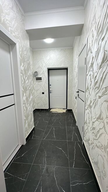 квартира берилет 5мкр: 1 бөлмө, 42 кв. м, Элитка, 4 кабат, Дизайнердик ремонт
