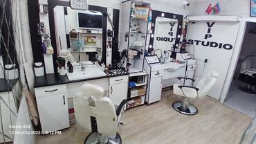 Salon masaları: İşlənmiş, Saş kəsimi üçün masa, Güzgüsüz lalafo.az -da Salon masaları: İşlənmiş, Saş kəsimi üçün masa, Güzgüsüz