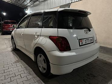 honda ipsum: Toyota Ist: 2003 г., Бензин, Хэтчбэк — 3