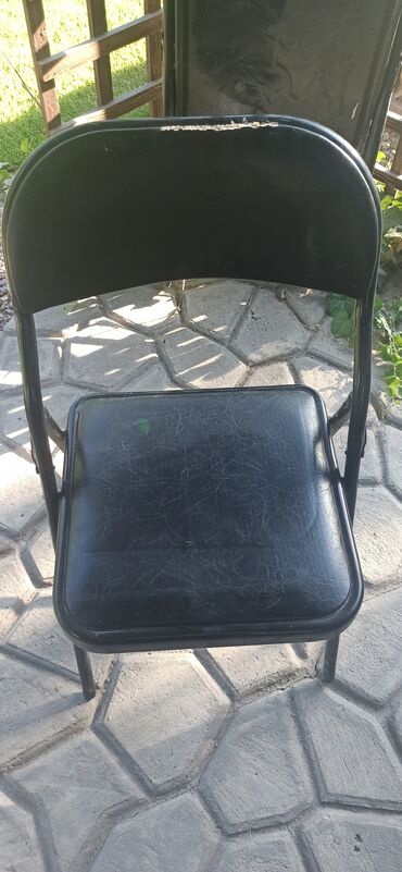 инверсионный стул: Стулья