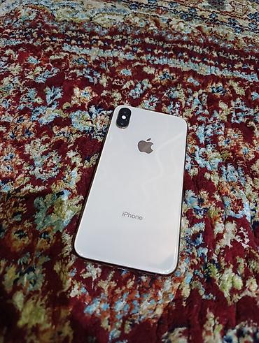 обмен ест: IPhone Xs, Б/у, 64 ГБ, Золотой, Защитное стекло, Чехол, 69 % — 2