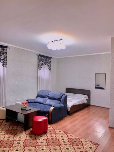 Посуточная аренда квартир: 1 комната, Постельное белье, Кондиционер, Парковка — 1