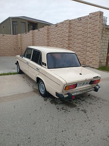 2106 salon: VAZ 2106 sedan – krem rəngli, arxa ötürməli, 4 qapılı. Xüsusiyyətlər — 6