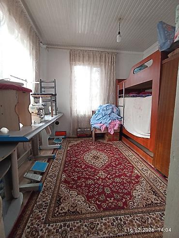 Продажа полдома: Продается пол/дома 70% наша сторона. Адрес: ул .Адырская р-н Красный — 7