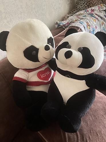polis oyuncaq dəsti: Məşhur panda temalı yumşaq oyuncaqlar dəsti - Dəst: 2 ədəd panda — 1