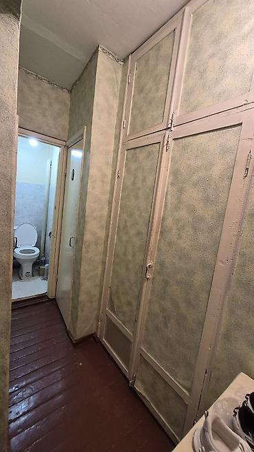 без ан: 3 комнаты, 62 м², 106 серия улучшенная, 4 этаж, Старый ремонт — 3
