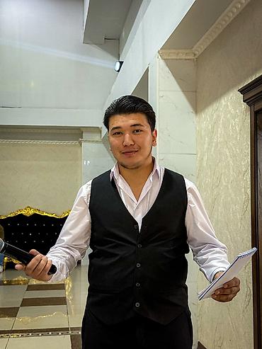 зал: Организация мероприятий | Ведущий, тамада — 3