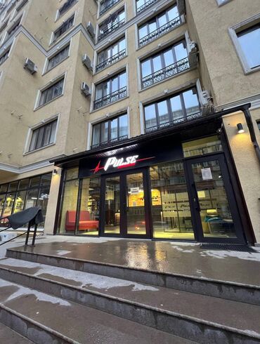 тренажерный зал купить: Сдается помещение под фитнес залом Pulse на цокольном этаже, 40 кв