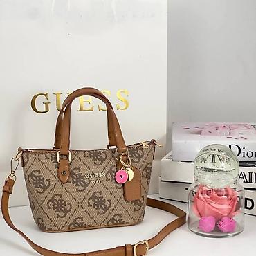 Torbe: Mini torba Guess 1981 – monogram platno - Model: mini tote/crossbody — 8