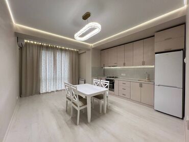 срочно продам квартиру в баку: 2 комнаты, 67 м², Элитка, 2 этаж