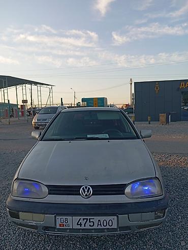 crv 2: Volkswagen Golf: 1994 г., 1.6 л, Механика, Бензин, Хэтчбэк — 1