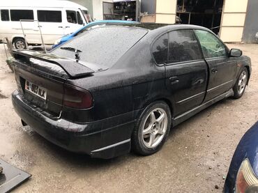 Subaru: Subaru Legacy: 2000 г., 2 л, Автомат, Газ, Седан