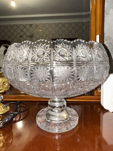 corey qabi: Məhsul dəsti: - Kəsmə naxışlı şüşə (kristal üslubunda) iri lalafo.az -da corey qabi: Məhsul dəsti: - Kəsmə naxışlı şüşə (kristal üslubunda) iri