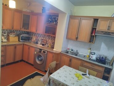 цветы апа: Mətbəx mebeli.Sokub aparmaqda alıcı tərəfindən ediləcəkdir