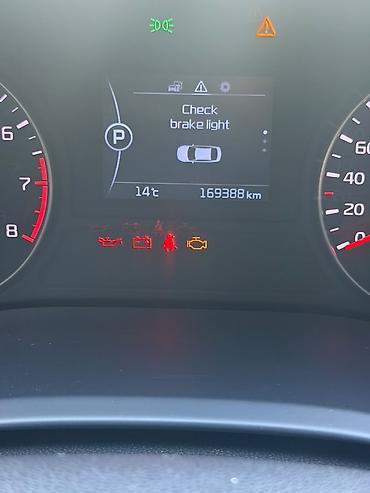 2017: Kia K5: 2017 г., 2 л, Автомат, Газ, Седан — 9