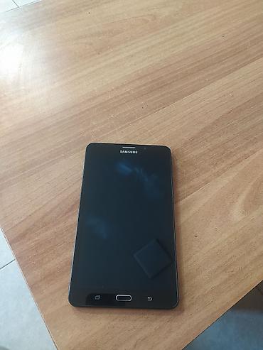 Samsung: Samsung Galaxy Tab (7"-ə yaxın ekranlı kompakt model - Rəng: Qara - — 1