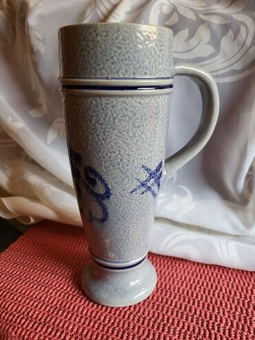 Stare vaze i dekor: Krigla nova 1960g + Marzy--Remy Nemacka. Krigla nova rucni rad,sve — 2